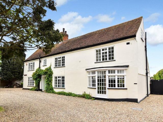 House for sale in Dale Hill, Essex