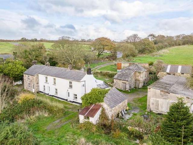 Cottage for sale in Chacewater, Cornwall