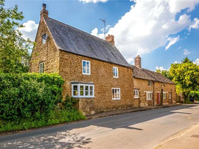 Cottage for sale in Evershot, Oxfordshire