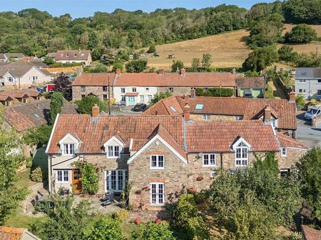 Cottage for sale in Weston-in-gordano, North Somerset