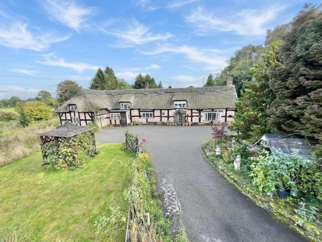 Cottage for sale in Mobberley