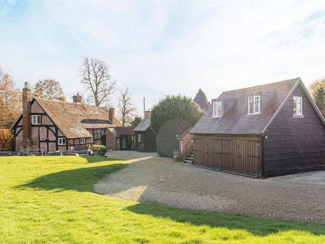 House for sale in Alderminster, Warwickshire