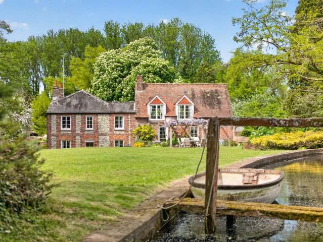 House for sale in Berrick Salome, Oxfordshire