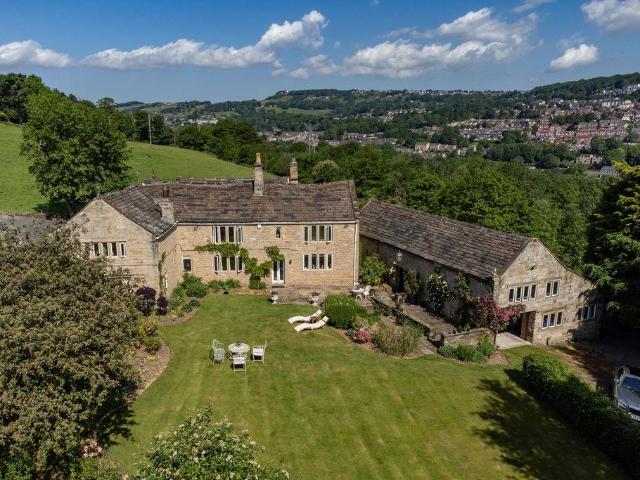 House for sale in Norland, West Yorkshire