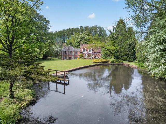 House for sale in Berrick Salome, Oxfordshire