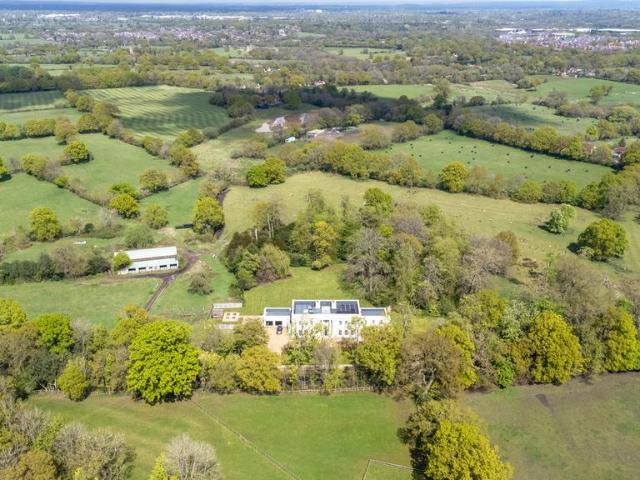 House for sale in Alderminster, Warwickshire