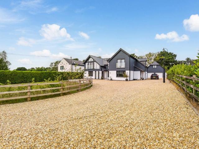 House for sale in Hampshire