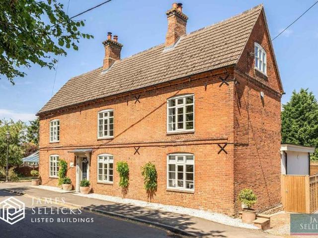 House for sale in Stanford On Avon, Leicestershire