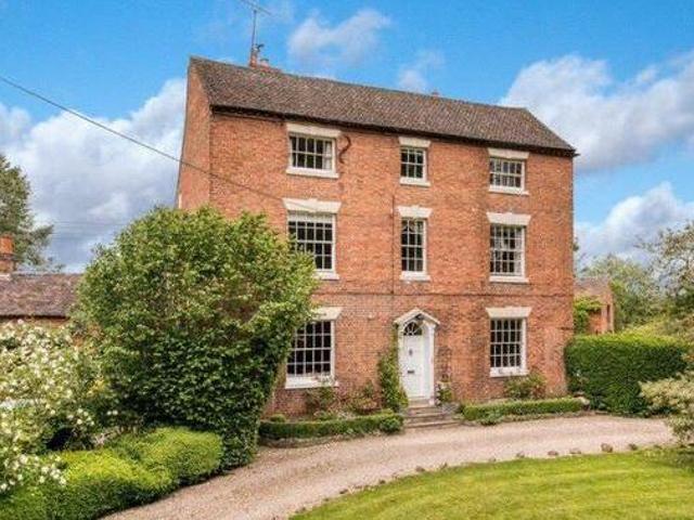 House for sale in Worcester, Worcestershire