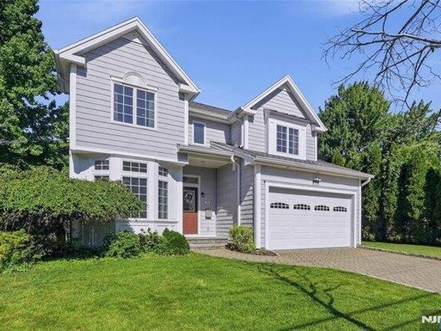 House for sale in Cresskill, New Jersey