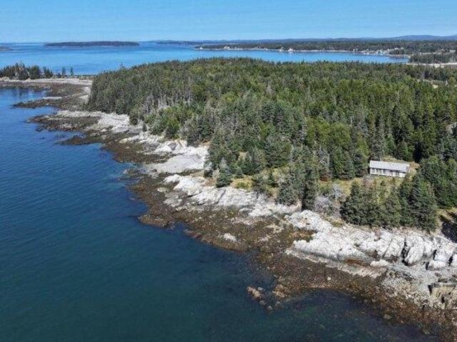 House for sale in Deer Isle, Maine