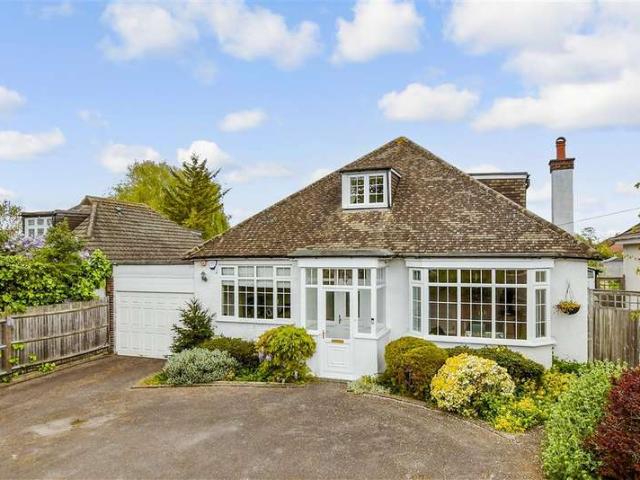 Bungalow for sale in London Borough of Croydon, Greater London