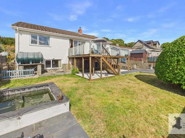 Bungalow for sale in Bryndioddef, Adpar
