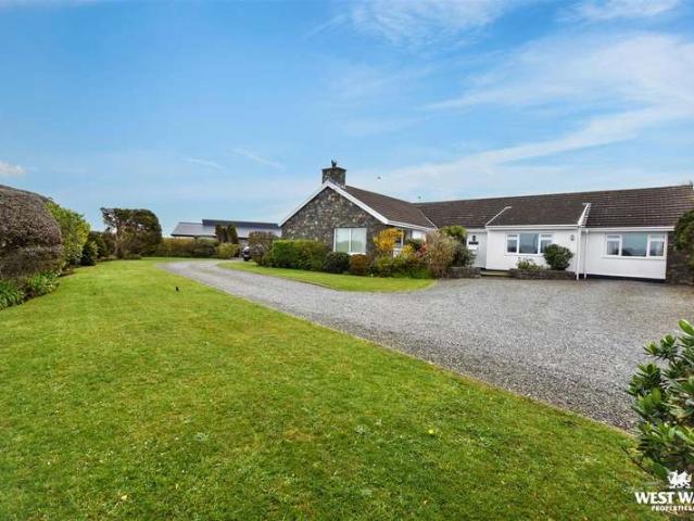Bungalow for sale in Wales