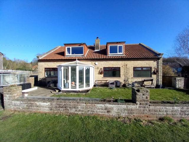 Bungalow for sale in Staindrop