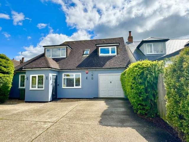 Bungalow for sale in Stubbs Cross, Bridgefield