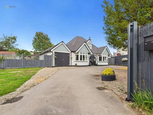 Bungalow for sale in Castle Bromwich, West Midlands