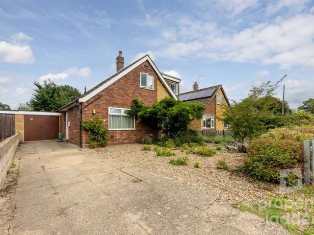 Bungalow for sale in Crostwick, Norfolk