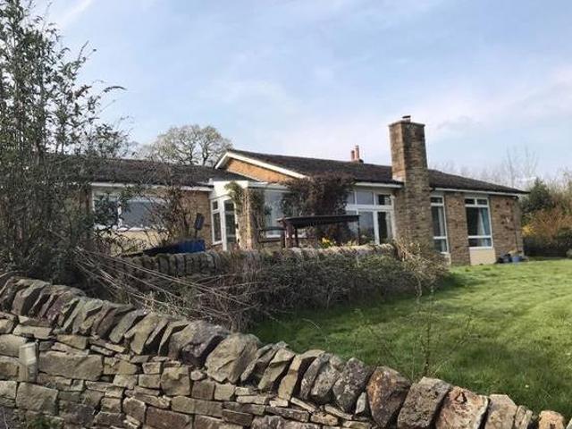 House for rent in Froggatt, East Midlands
