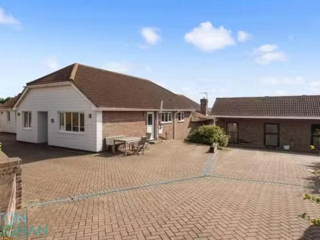 House for rent in Broke Hall, Key Street