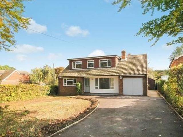 House for rent in Surrey