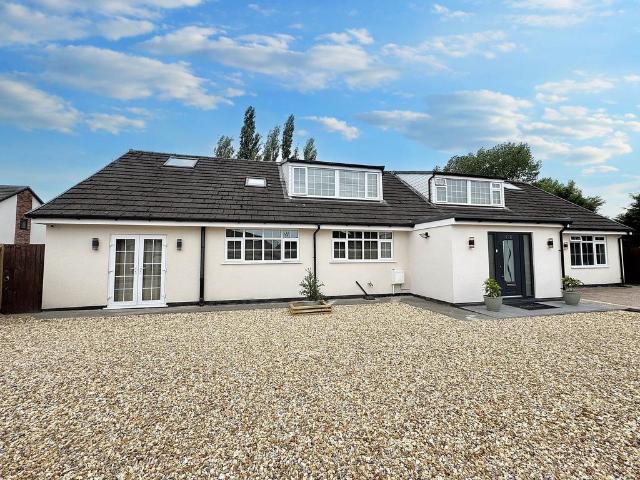 Bungalow for sale in Blackmoor, Wigan