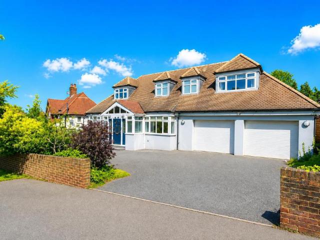 Bungalow for sale in Nork, Red Hill