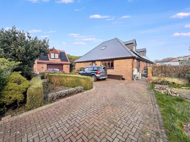 Bungalow for sale in Mount Pleasant, Penshaw