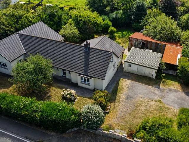 Bungalow for sale in Llanteg, Wales