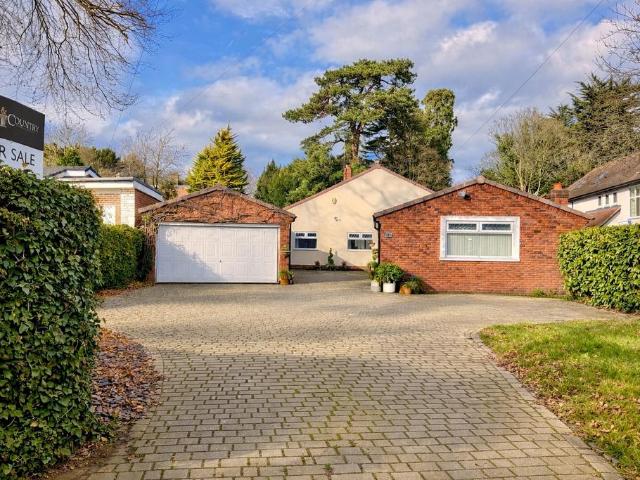 Bungalow for sale in Kirk Ella, East Riding Of Yorkshire