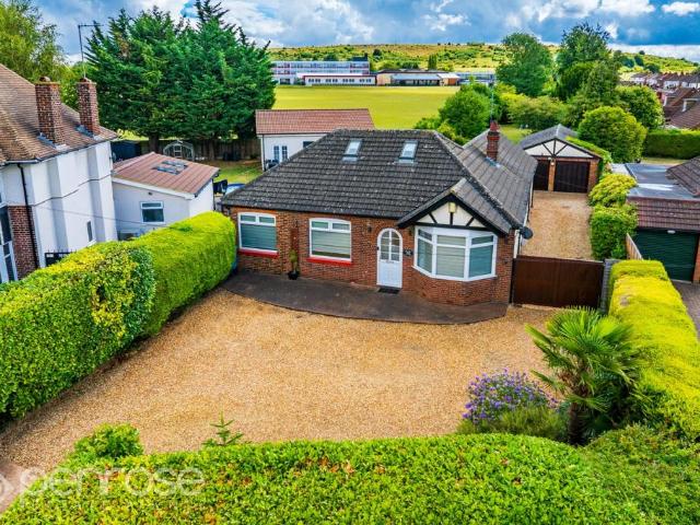 Bungalow for sale in Warden Hill, Luton