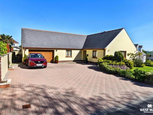 Bungalow for sale in Cosheston, Wales