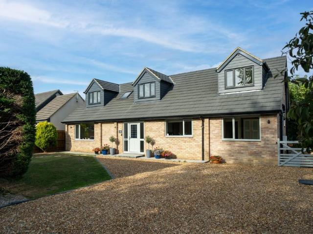 Bungalow for sale in Histon, South Cambridgeshire