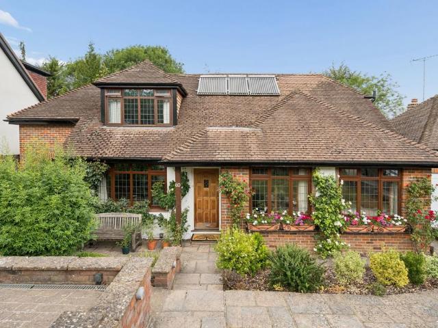Bungalow for sale in Heronsgate, Batchworth