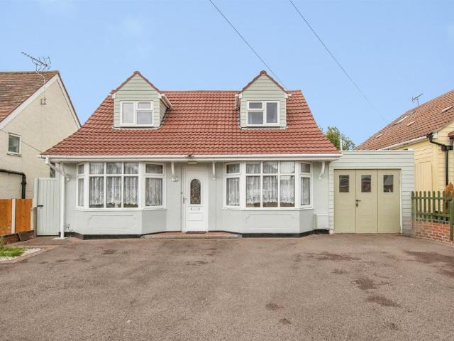 Bungalow for sale in Dale Hill, Essex