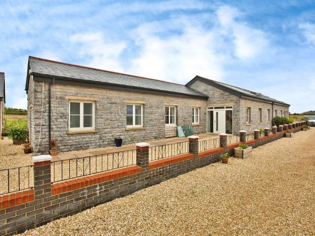 Bungalow for sale in Somerton, Somerset