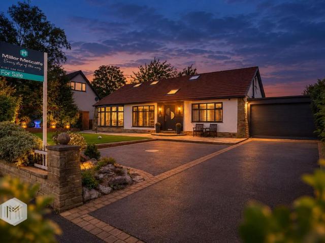 Bungalow for sale in Starling, Bury