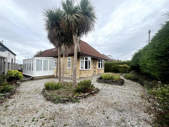 Bungalow for sale in Saltford, West of England