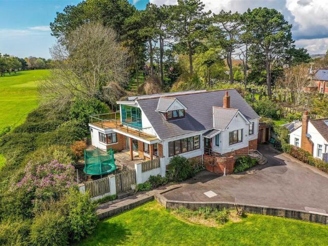 Bungalow for sale in Penarth, Wales