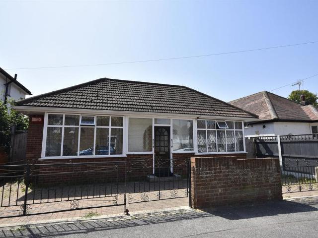 Bungalow for sale in Westgate-on-Sea, Acol