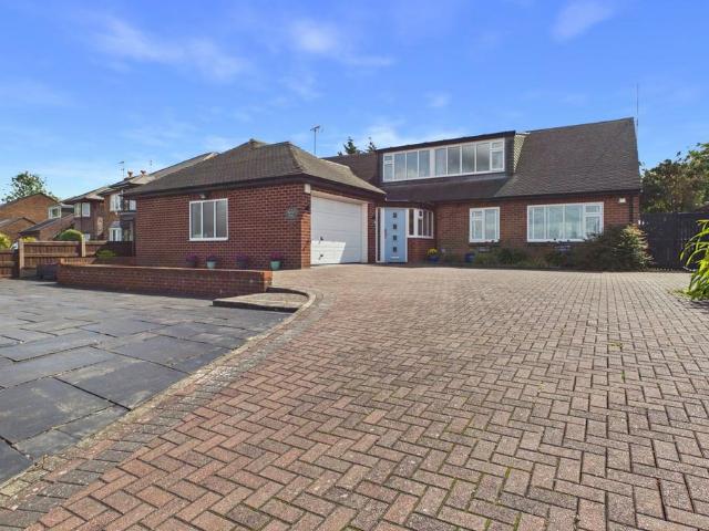Bungalow for sale in Aughton, Roby Mill