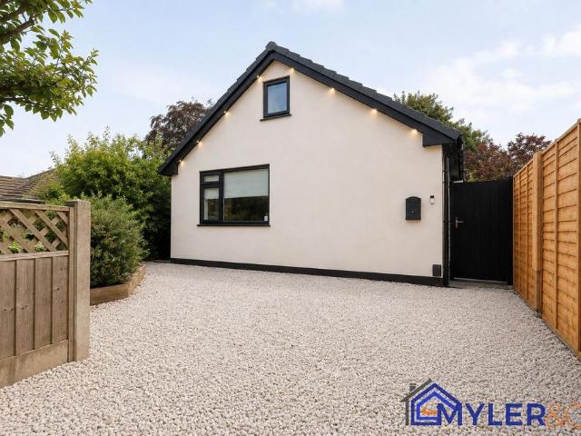 Bungalow for sale in Union Bank, St Helens