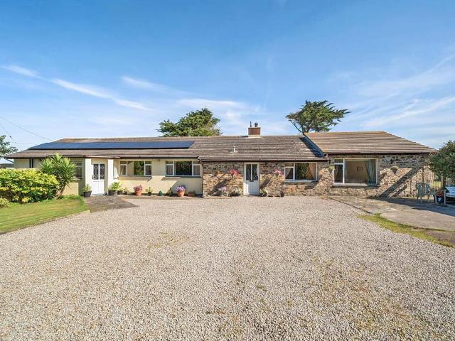 Bungalow for sale in Cornwall