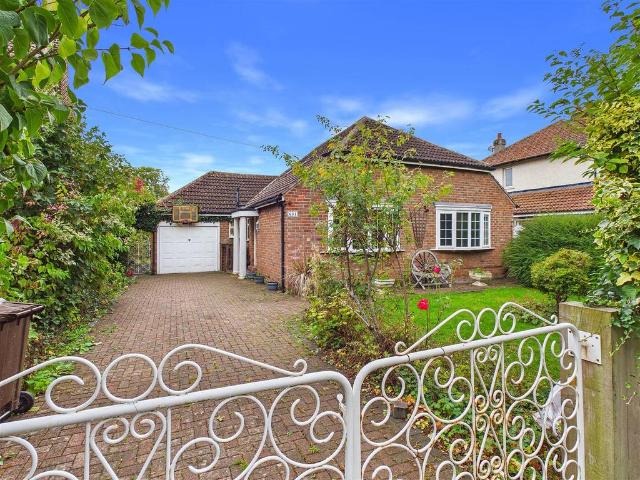 Bungalow for sale in Eaglescliffe, Egglescliffe