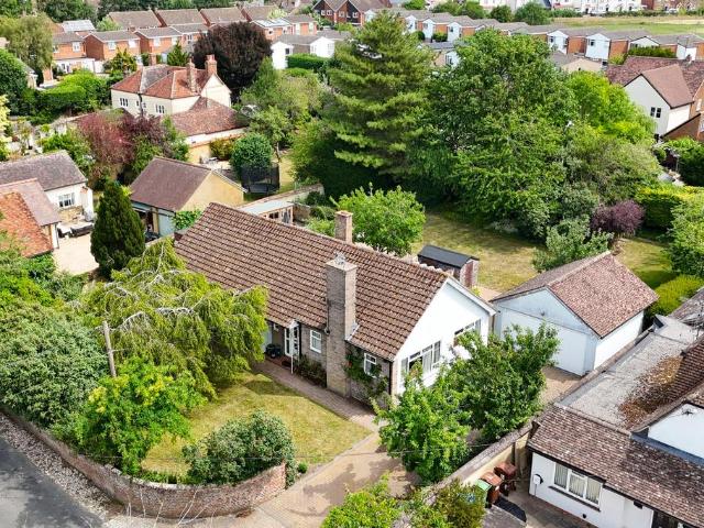 Bungalow for sale in Haddenham, Buckinghamshire