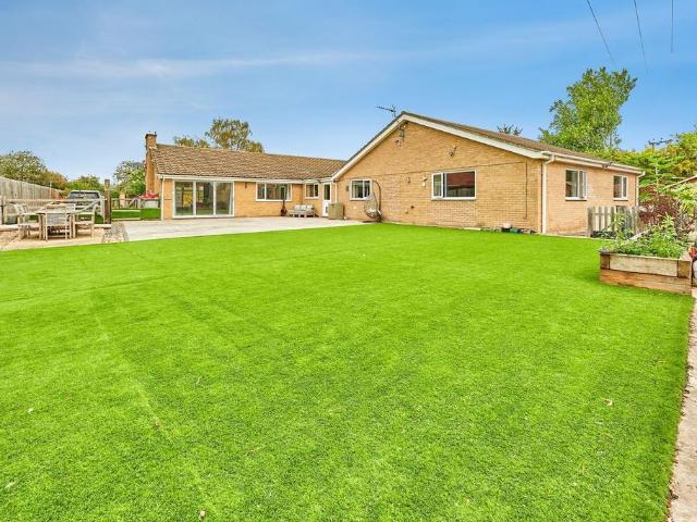 Bungalow for sale in Barway, Cambridgeshire