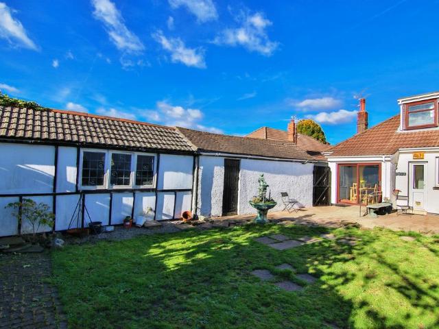 Bungalow for sale in Falcon Lodge, Wales