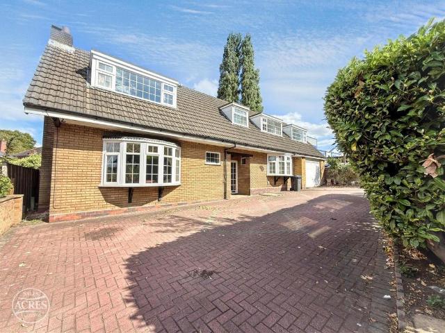 Bungalow for sale in West Midlands