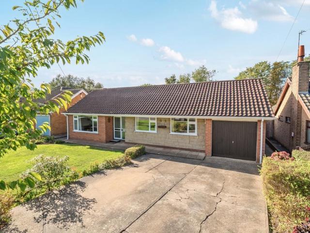 Bungalow for sale in Scothern, West Lindsey
