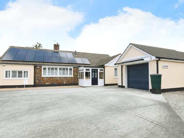 Bungalow for sale in Brandis Corner, Devon